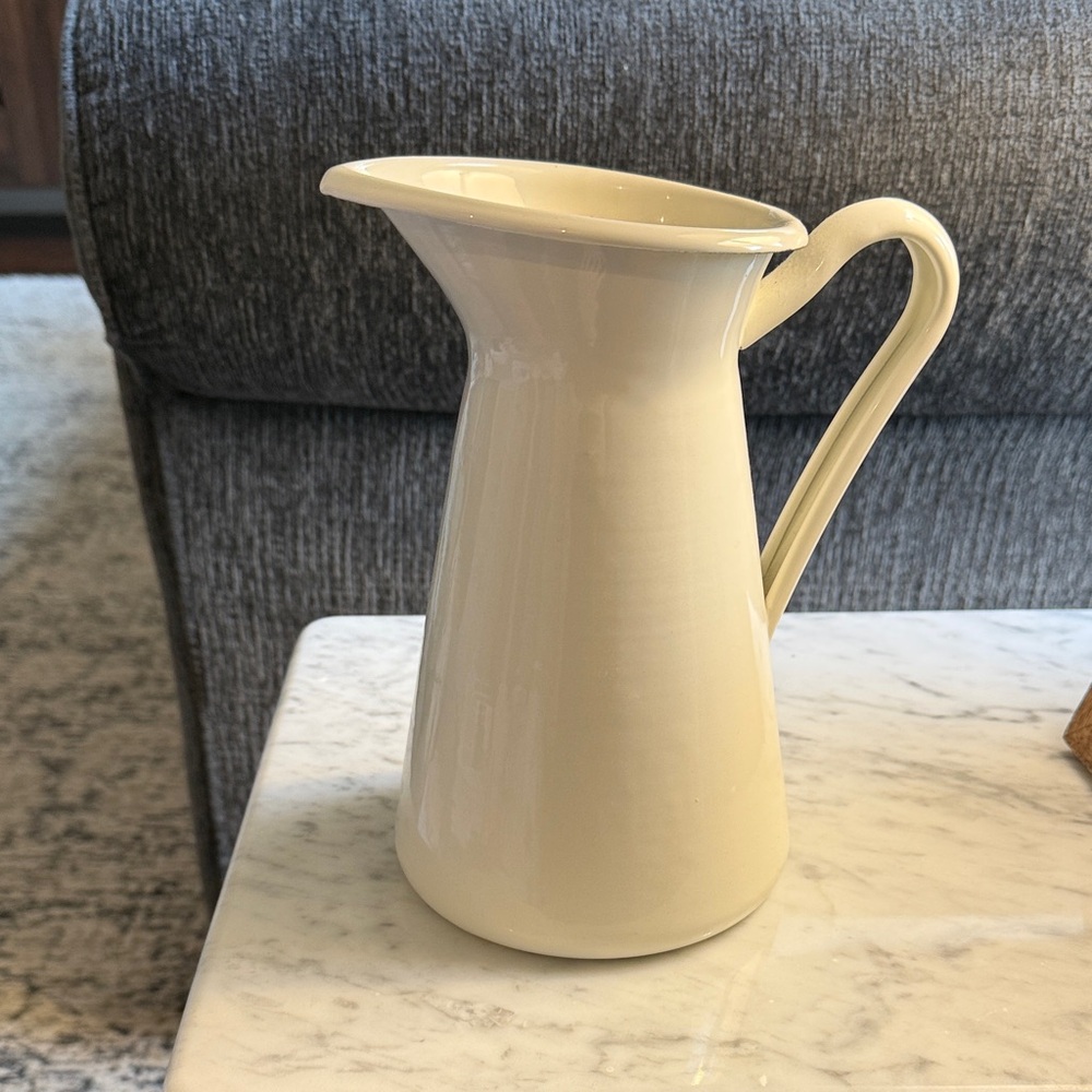 IKEA White Ceramic Base